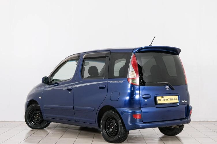 Toyota Funcargo 4 из 6