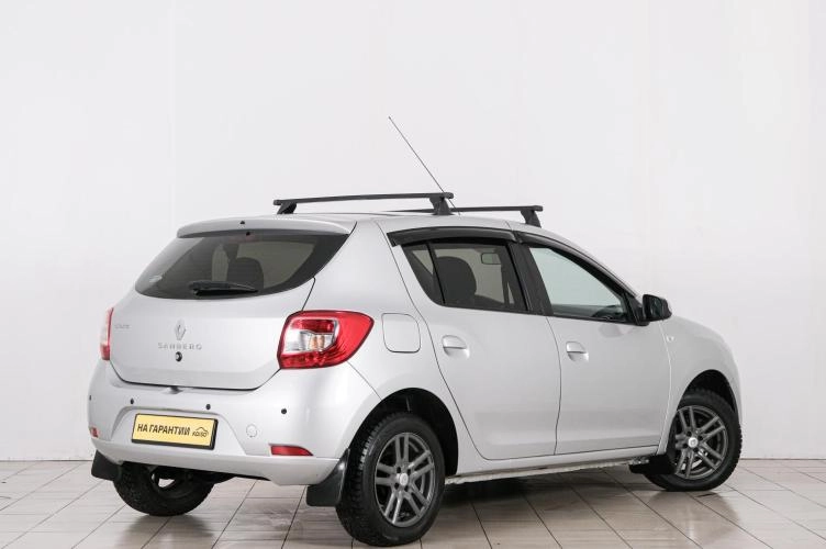 Renault Sandero 6 из 6