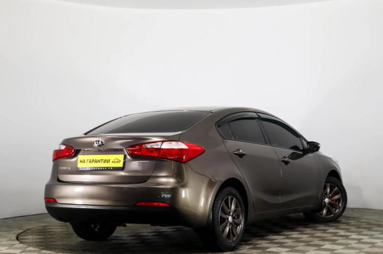 KIA Cerato 4 из 6