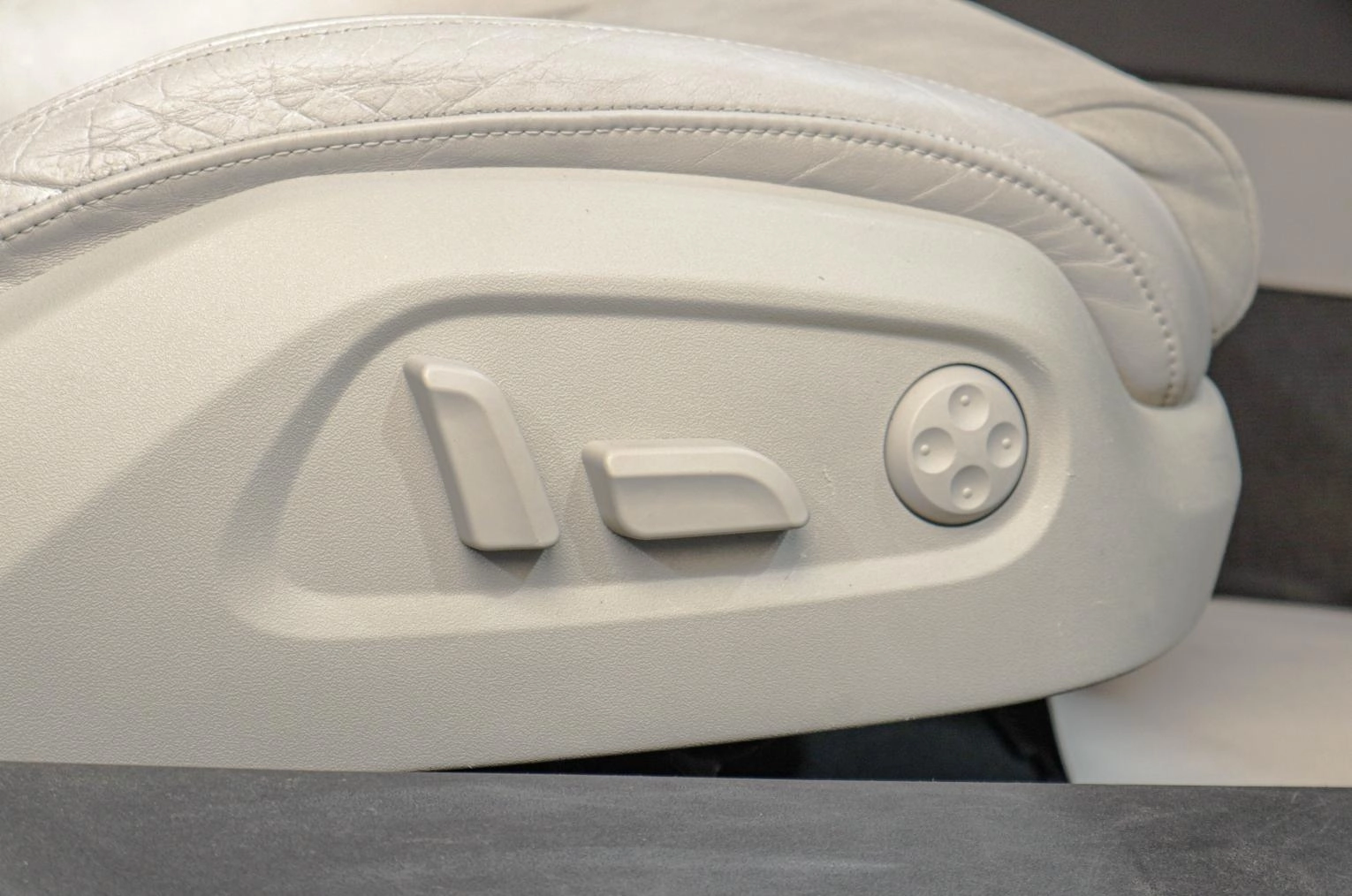 Audi TT 15 из 18