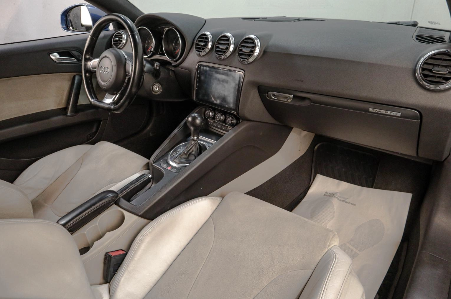 Audi TT 14 из 18