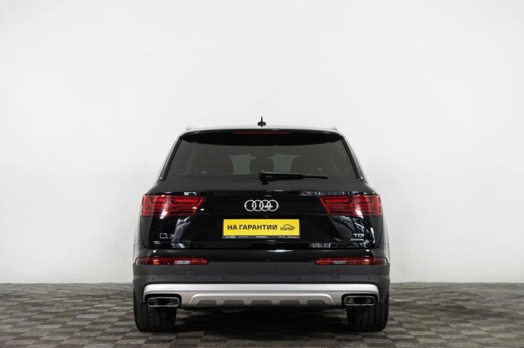 Audi Q7 5 из 6