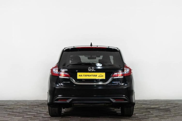 Honda Jade 5 из 6