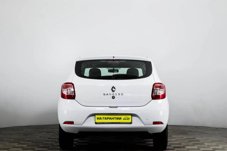 Renault Sandero 5 из 6