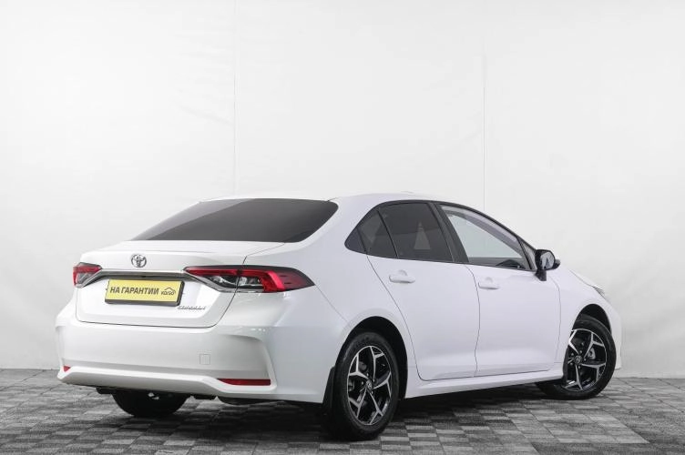 Toyota Corolla 6 из 6
