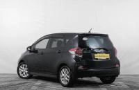 Toyota Ractis 4 из 21