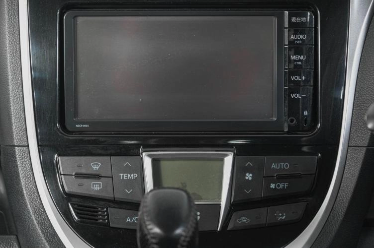 Toyota Ractis 18 из 21