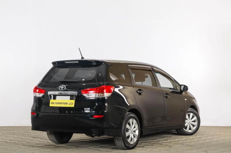 Toyota Wish 6 из 6