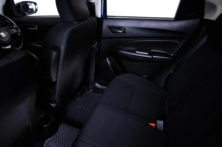 Suzuki Swift 11 из 25