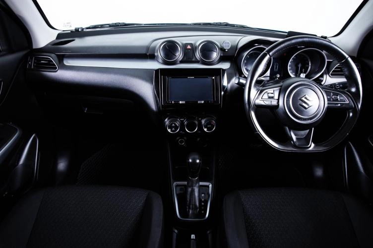 Suzuki Swift 14 из 25