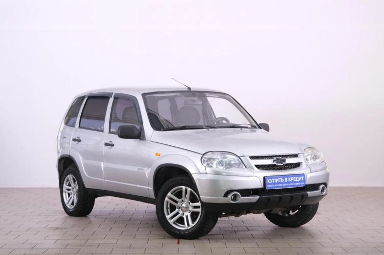 Chevrolet Niva 1 из 6