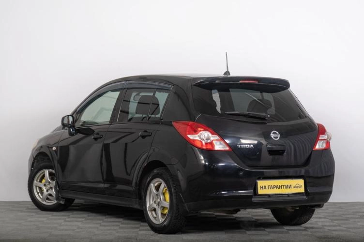 Nissan Tiida 5 из 6