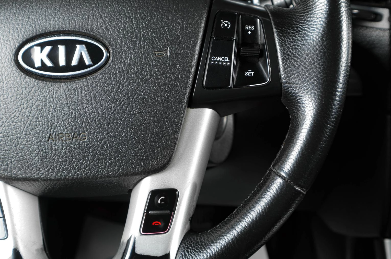 KIA Sorento 15 из 19