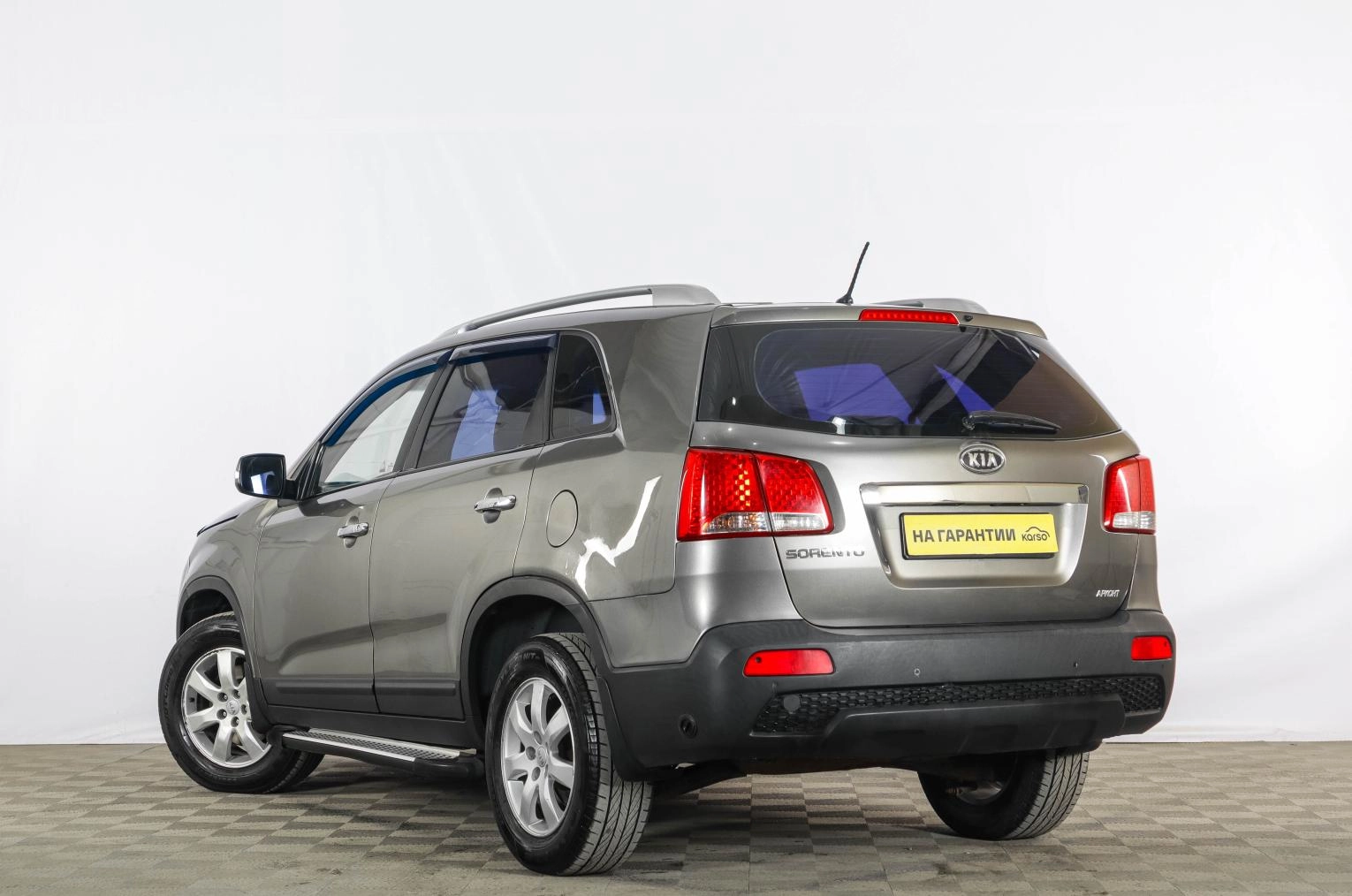 KIA Sorento 4 из 19