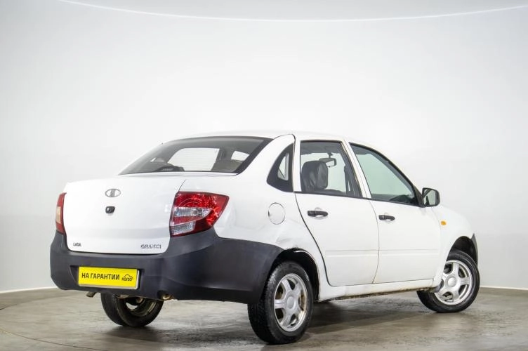 ВАЗ (LADA) Granta 4 из 6