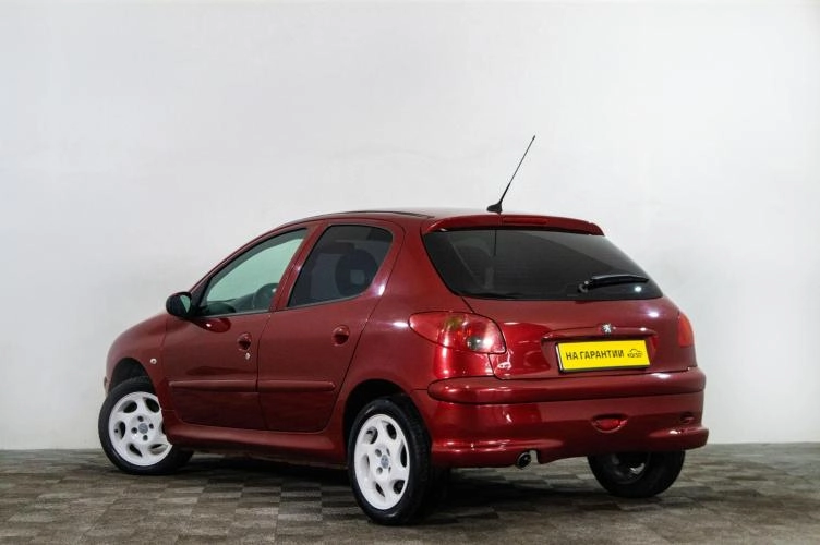 Peugeot 206 6 из 6