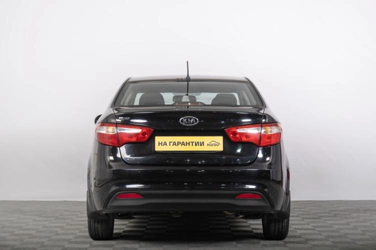 KIA Rio 4 из 6
