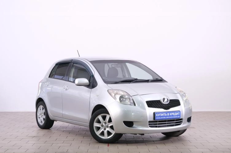 Toyota Vitz 1 из 6