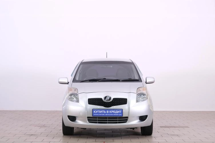 Toyota Vitz 2 из 6