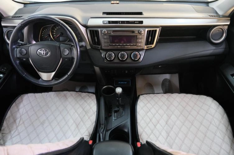 Toyota RAV4 13 из 22