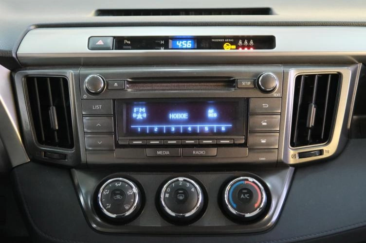 Toyota RAV4 14 из 22