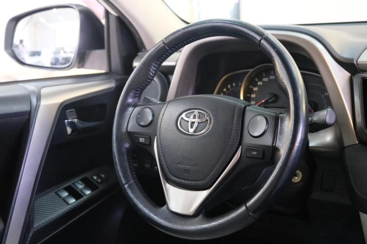 Toyota RAV4 12 из 22