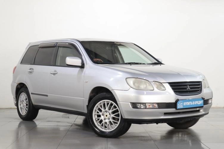 Mitsubishi Airtrek 1 из 6