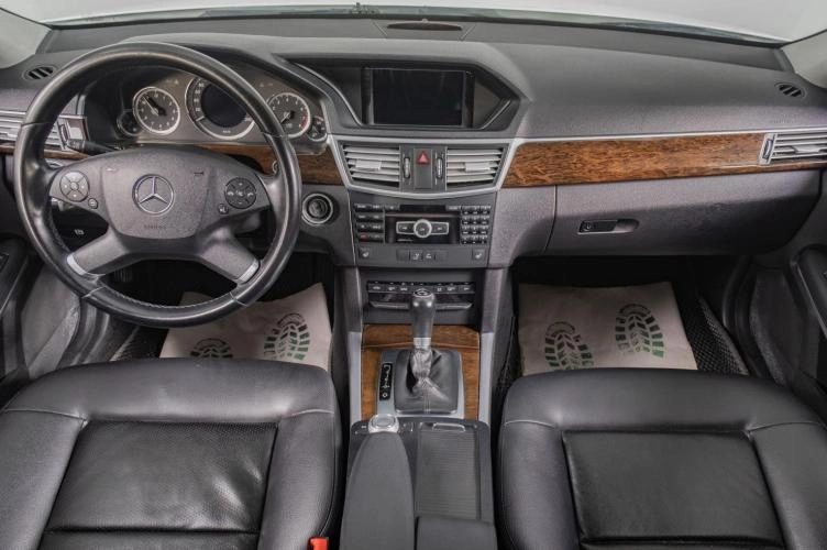 Mercedes-Benz E-класс 10 из 19