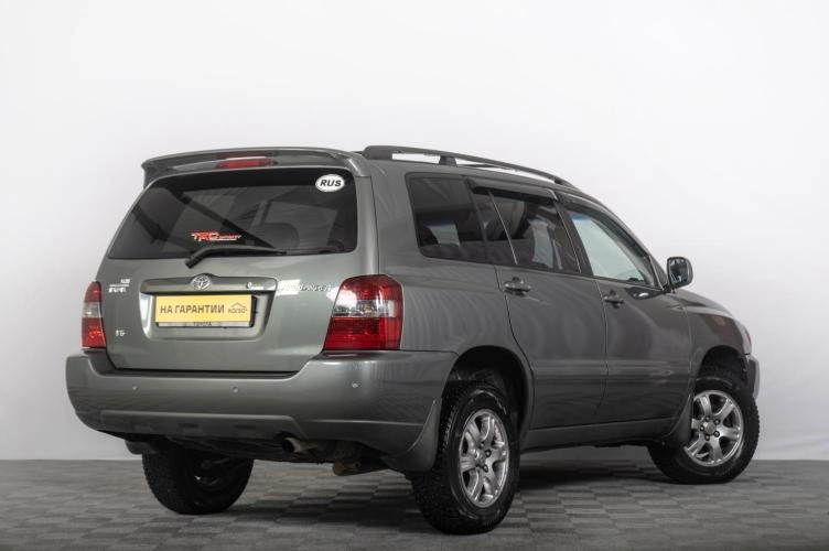 Toyota Highlander 6 из 6