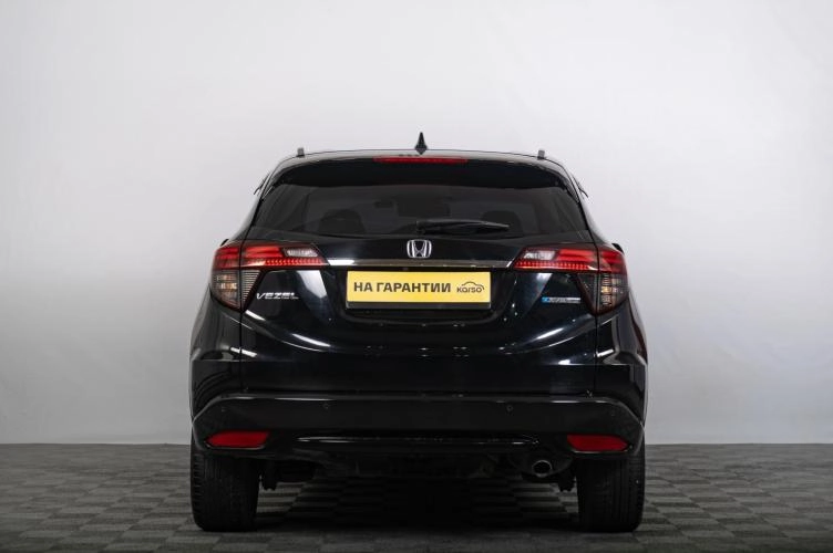 Honda Vezel 4 из 6