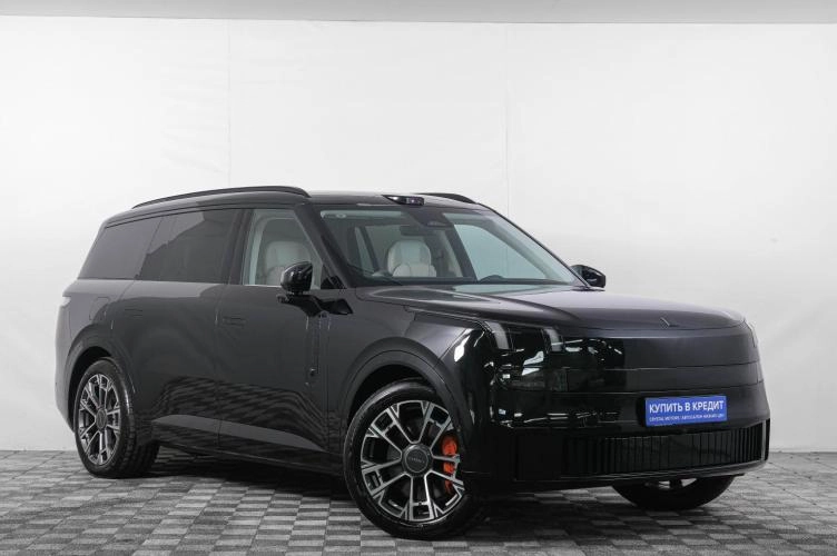 Lynk & Co 900 1 из 6