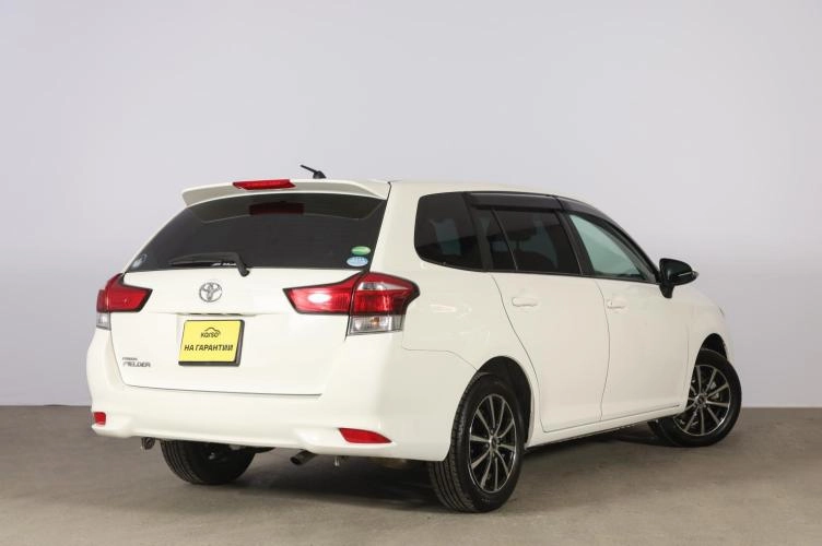 Toyota Corolla Fielder 6 из 6