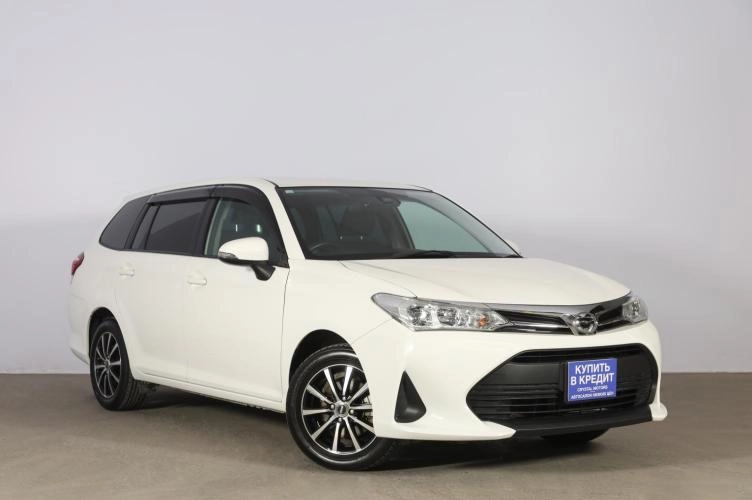 Toyota Corolla Fielder 1 из 6