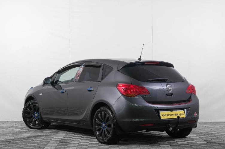 Opel Astra 4 из 6