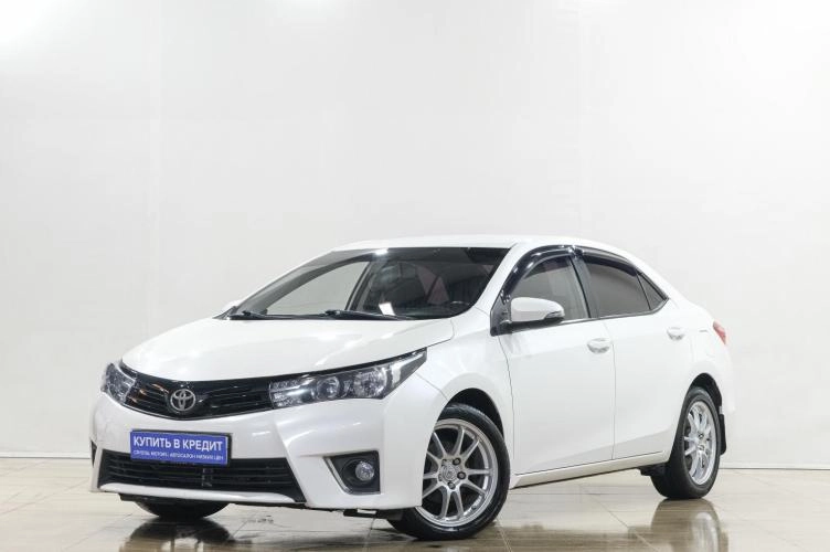 Toyota Corolla 3 из 6