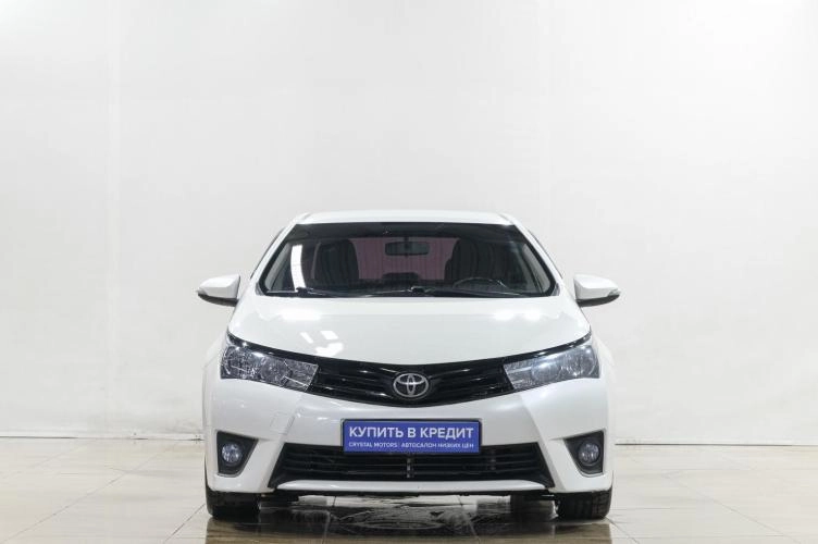 Toyota Corolla 2 из 6