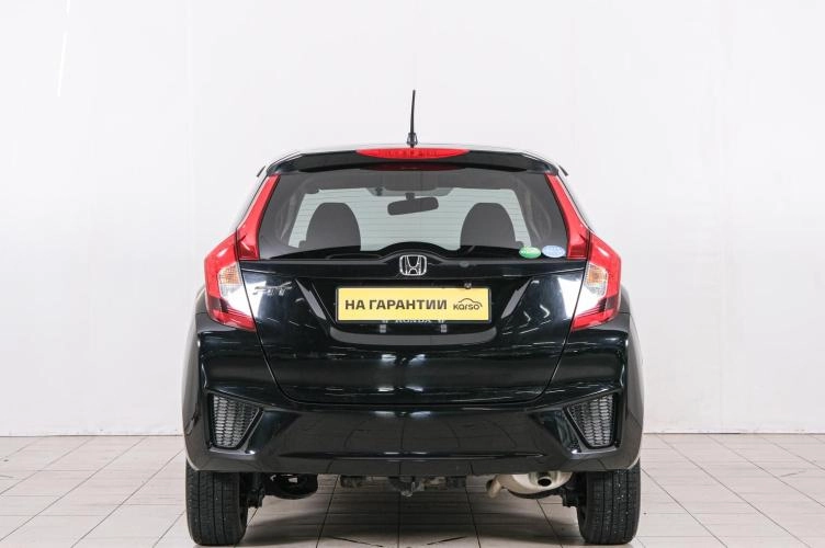 Honda Fit 5 из 6