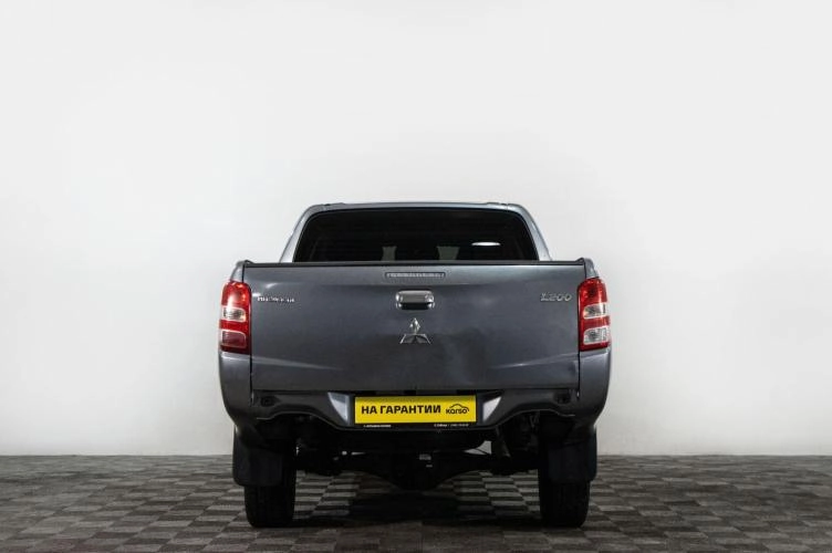 Mitsubishi L200 5 из 6