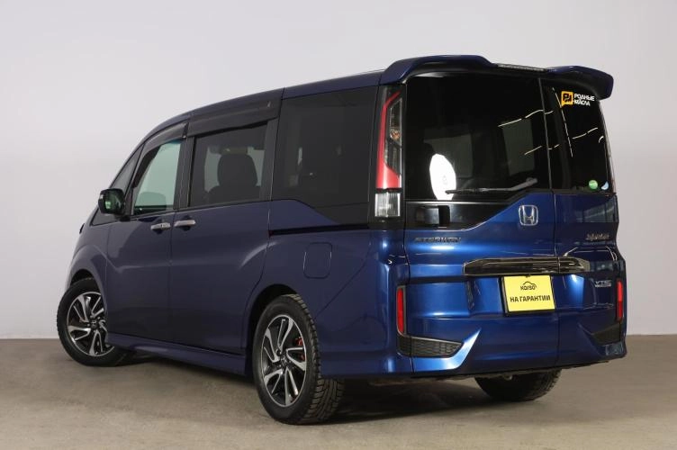 Honda Stepwgn Spada 4 из 6