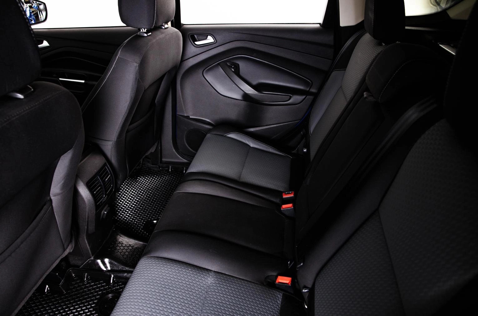 Ford Escape 9 из 25