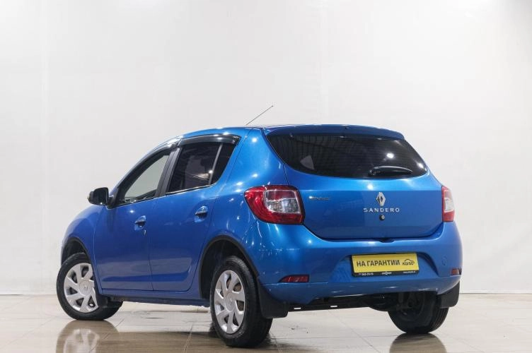 Renault Sandero 4 из 6