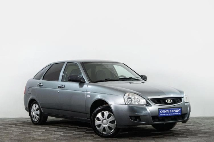 ВАЗ (LADA) Priora 1 из 6