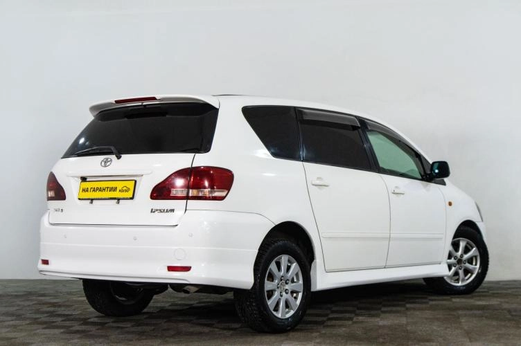 Toyota Ipsum 4 из 6