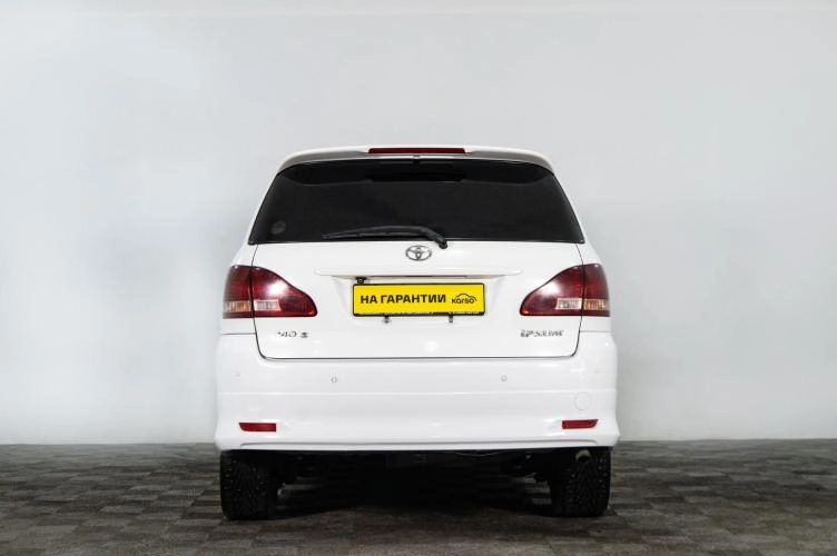 Toyota Ipsum 5 из 6