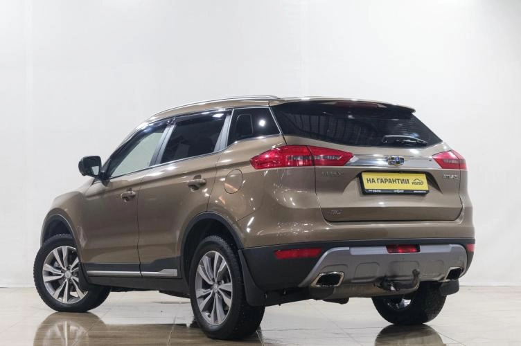 Geely Atlas 4 из 6