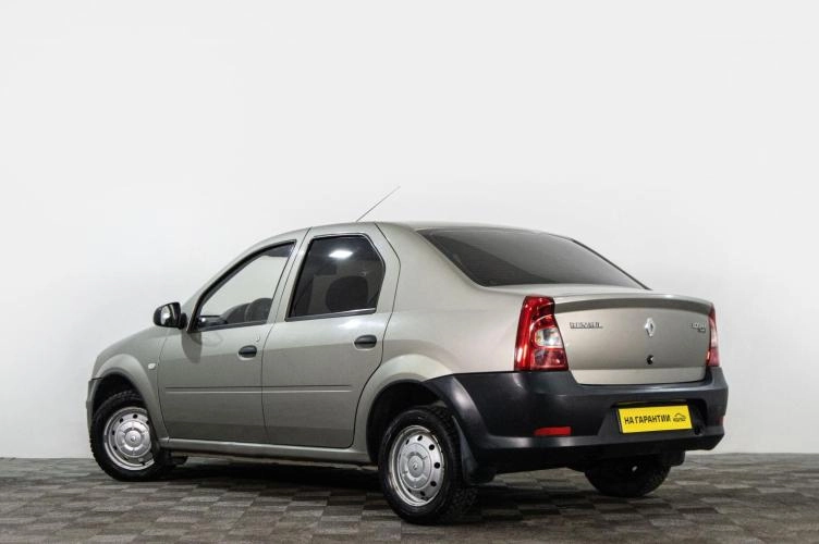 Renault Logan 6 из 6