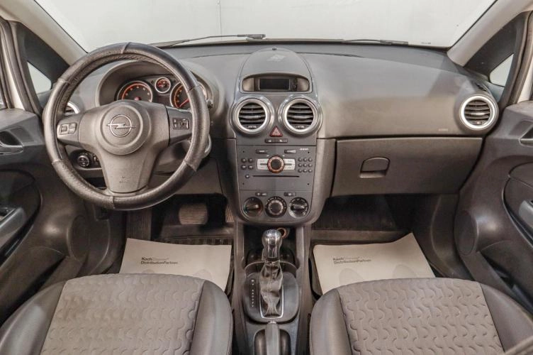 Opel Corsa 16 из 19