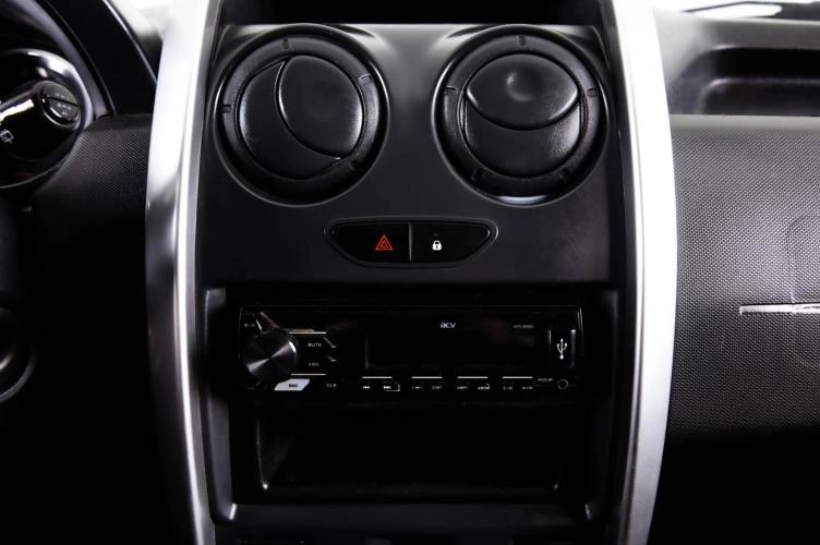 ВАЗ (LADA) Largus 13 из 18