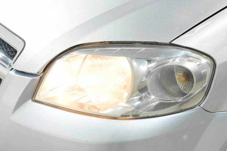 Chevrolet Aveo 10 из 26
