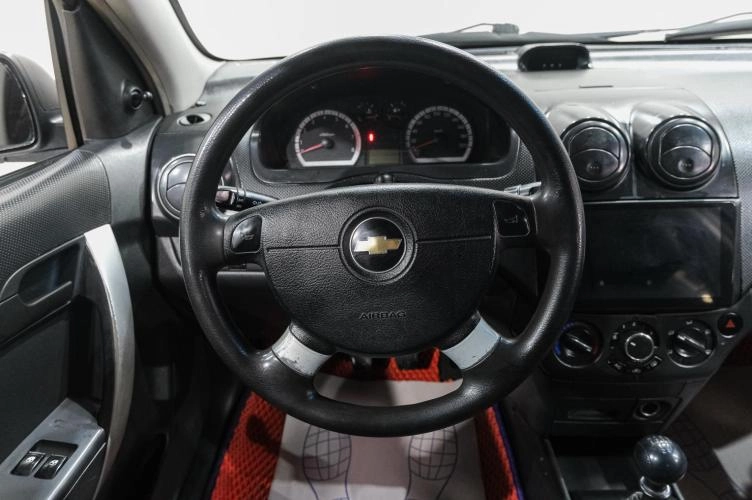 Chevrolet Aveo 18 из 26